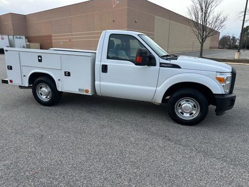 Used 2016 Ford F250 XL w/ Power Equipment Group image 34