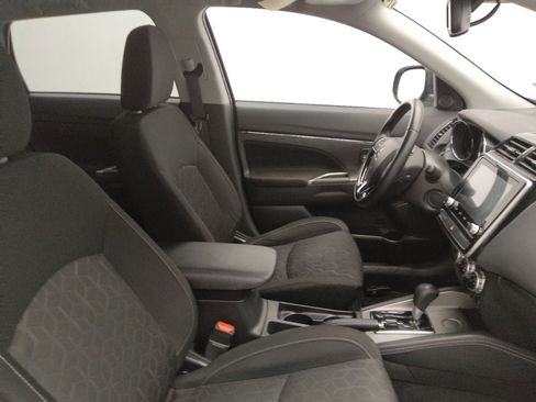 Used 2021 Mitsubishi Outlander Sport SE FWD image 21