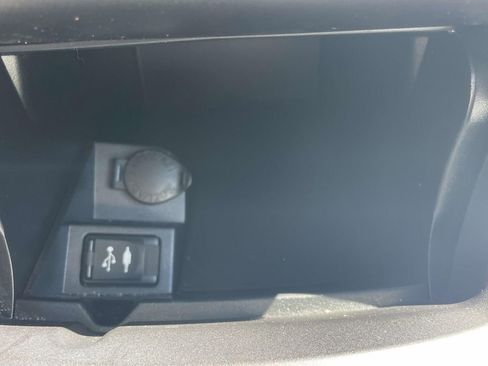 Used 2017 Toyota Camry LE FWD image 19