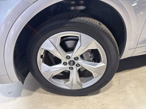 Used 2021 Audi Q5 2.0T Premium Plus w/ Premium Plus Package image 2