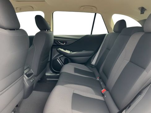 Used 2020 Subaru Outback Premium w/ Popular Package #1 AWD/4WD image 7