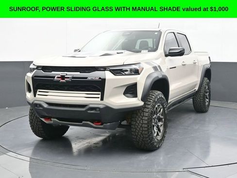 New 2026 Chevrolet Colorado ZR2 w/ Technology Package AWD/4WD image 3
