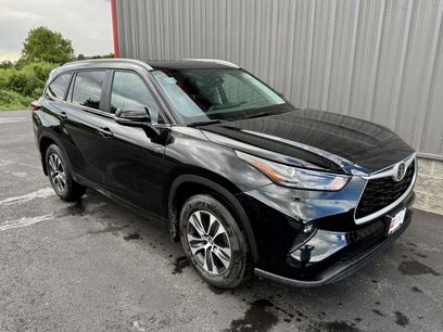 Certified 2026 Toyota Highlander XLE