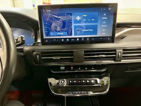 Used 2023 Lincoln Corsair Reserve w/ Equipment Group 202A image 4