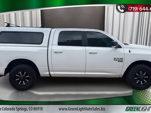 Used 2019 RAM 1500 Classic SLT w/ Luxury Group AWD/4WD image 6