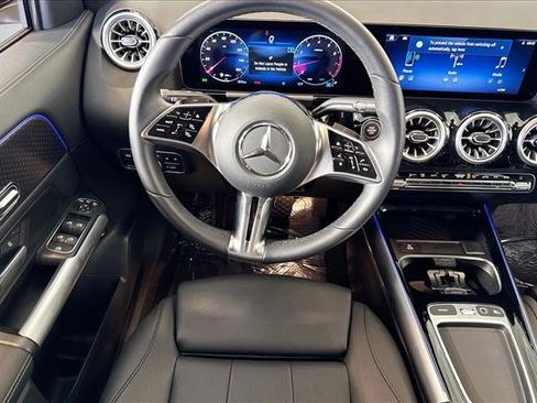 Used 2025 Mercedes-Benz GLA 250 image 20