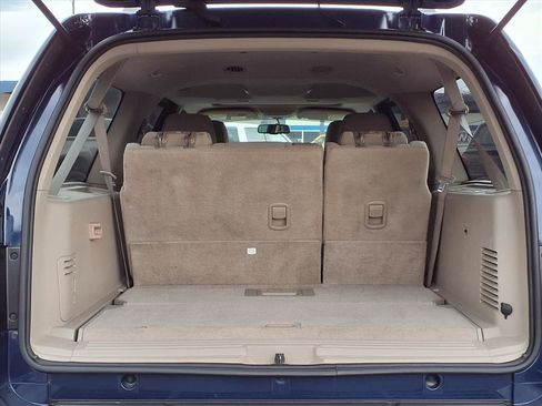 Used 2012 Ford Expedition EL XLT image 6