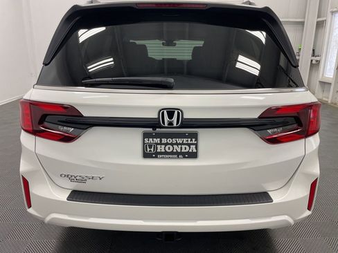 New 2026 Honda Odyssey EX-L image 6