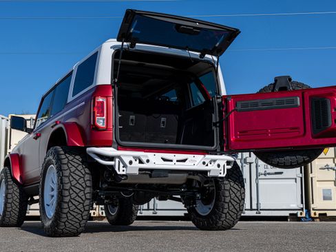 New 2025 Ford Bronco Heritage Edition image 34