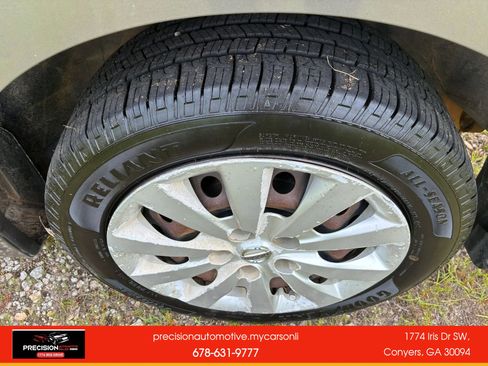 Used 2016 Nissan Sentra SV FWD image 37