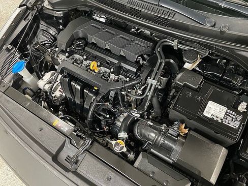 Used 2022 Hyundai Accent SE image 16