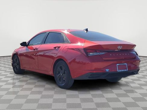 Used 2021 Hyundai Elantra SEL image 4