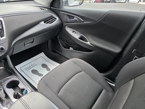Used 2023 Chevrolet Malibu LT image 27
