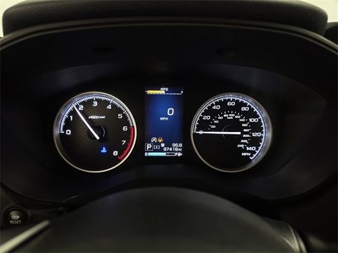 Used 2020 Subaru Forester Premium image 11