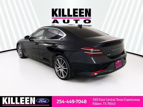 Used 2022 Genesis G70 2.0T w/ Prestige Package RWD image 6