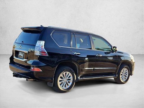 Used 2016 Lexus GX 460 image 5