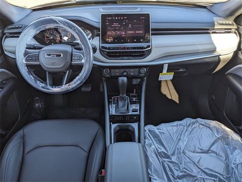 New 2025 Jeep Compass Limited w/ Sun & Sound Group image 13