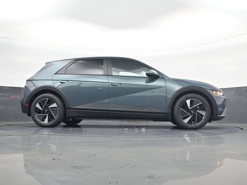 New 2026 Hyundai Ioniq 5 SEL AWD/4WD image 24
