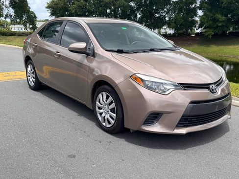 Used 2016 Toyota Corolla LE FWD image 30