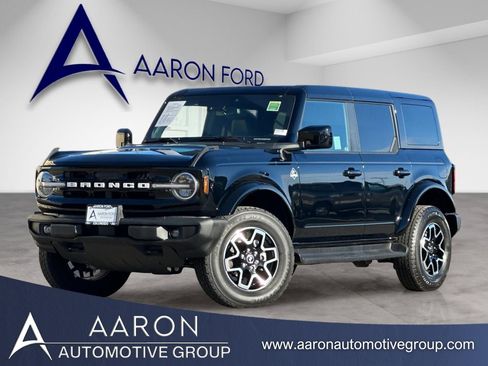Used 2025 Ford Bronco Outer Banks image 1