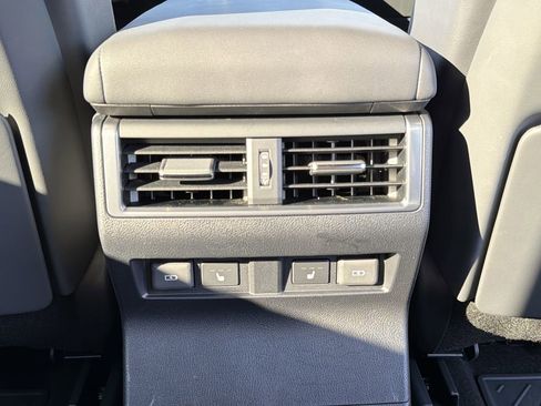 Used 2025 Lexus GX 550 550 Overtrail+ image 29