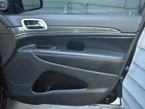 Used 2014 Jeep Grand Cherokee SRT AWD/4WD image 40