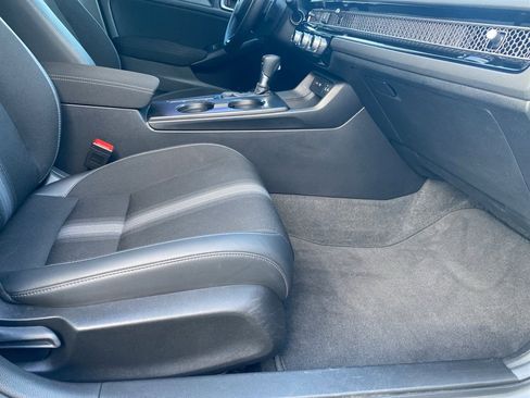 Used 2024 Honda Civic Sport image 18