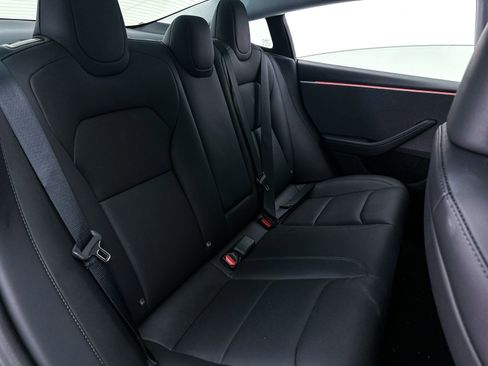 Used 2024 Tesla Model 3 Standard Range RWD image 33