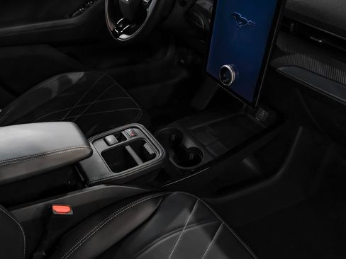 Used 2025 Ford Mustang Mach-E Select RWD image 26
