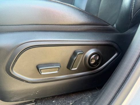 Used 2024 Jeep Grand Cherokee Altitude AWD/4WD image 4