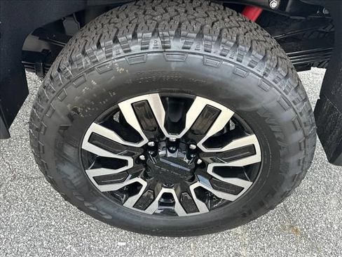 New 2026 GMC Sierra 2500 Denali Ultimate w/ Max Trailering Package AWD/4WD image 17