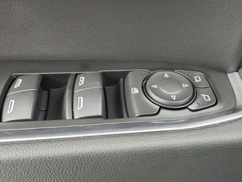 Used 2025 GMC Sierra 1500 SLE AWD/4WD image 22