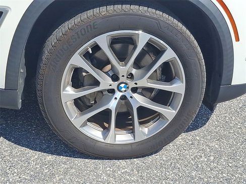 Used 2020 BMW X5 xDrive40i w/ Convenience Package image 12