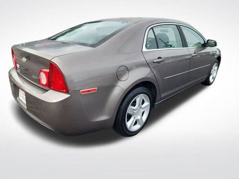 Used 2012 Chevrolet Malibu LS FWD image 5