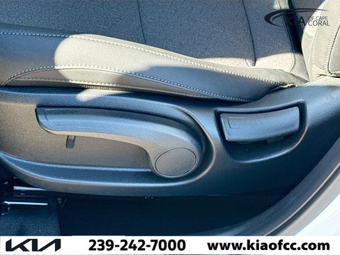 New 2026 Kia Seltos S image 23