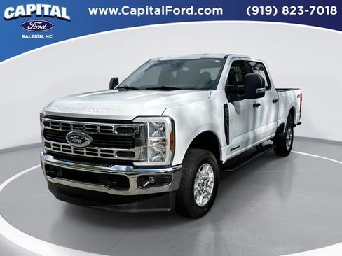 Certified 2025 Ford F250 XLT AWD/4WD image 1