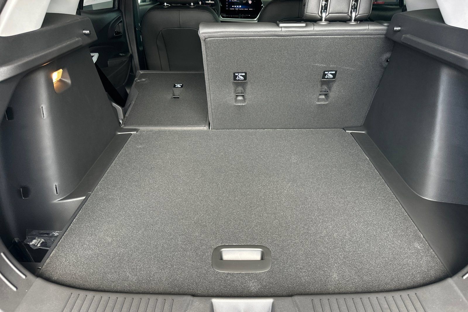 New 2026 Chevrolet Trax LT w/ Sunroof Package FWD image 15