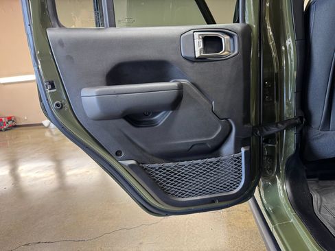 Used 2023 Jeep Wrangler Unlimited w/ Sun & Screen Package AWD/4WD image 45