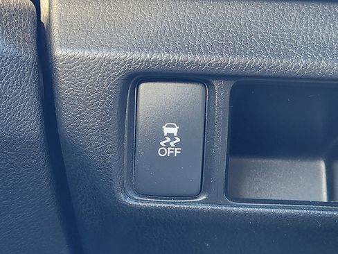 Used 2012 Honda Accord EX-L image 21