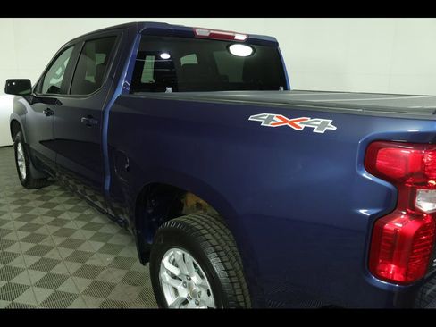 Used 2023 Chevrolet Silverado 1500 LT image 18