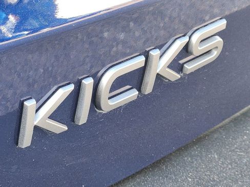 Certified 2025 Nissan Kicks SV image 12