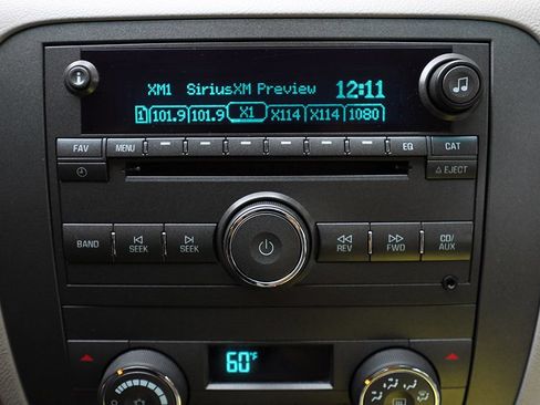 Used 2009 Buick Lucerne CX FWD image 36