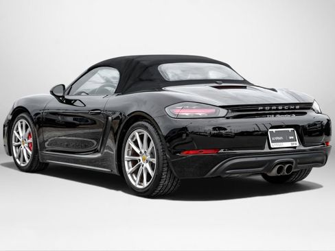 Used 2018 Porsche 718 Boxster S RWD image 14