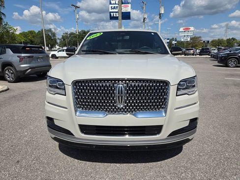 Used 2023 Lincoln Navigator Reserve AWD/4WD image 18