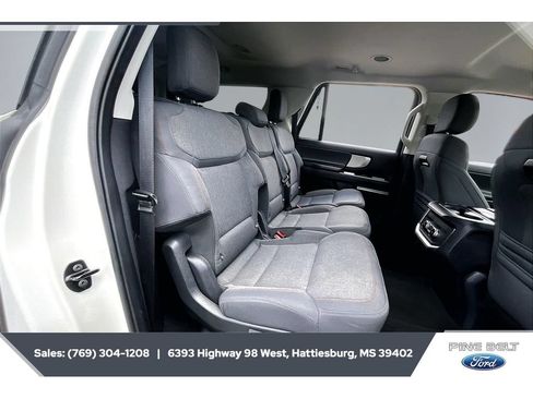 Used 2025 Ford Expedition Max Active AWD/4WD image 20