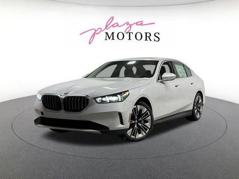 Used 2026 BMW 530i xDrive w/ Premium Package AWD/4WD image 1