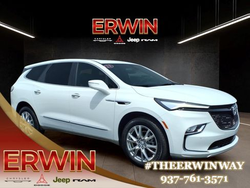 Used 2023 Buick Enclave Essence w/ Experience Buick Package FWD image 1
