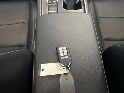 Used 2020 Honda Accord Sport image 35