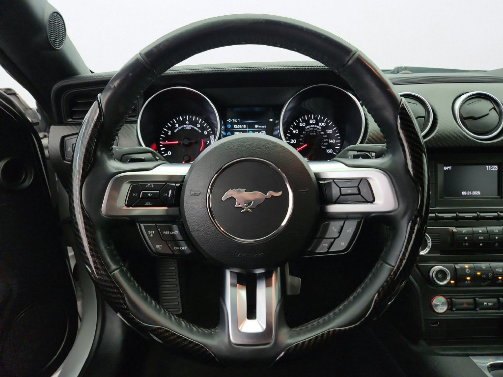 Used 2018 Ford Mustang Coupe RWD image 13
