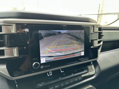 Used 2022 Toyota Tundra SR5 image 26